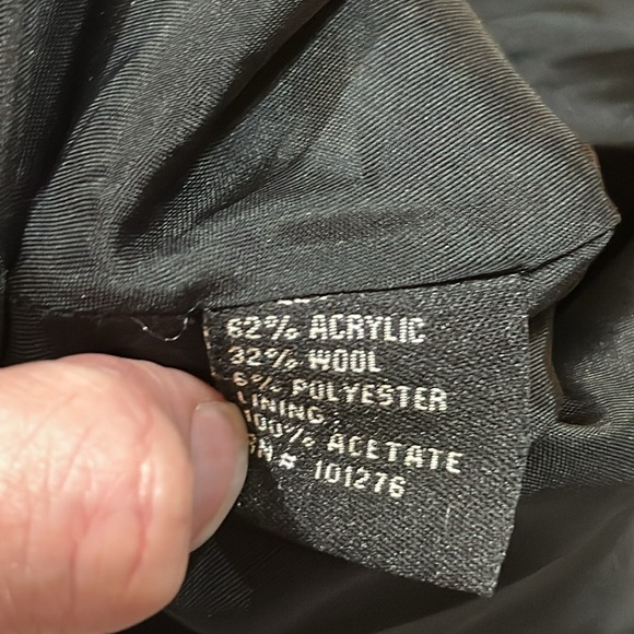 ECI Houndstooth Midi Skirt - Picture 4 of 9